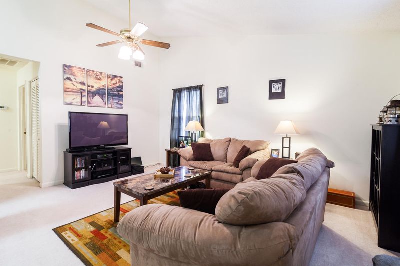 113 Tennyson Way, Summerville, SC 29483