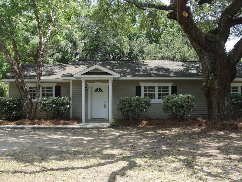 1230 Venning Rd, Mount Pleasant, SC 29464