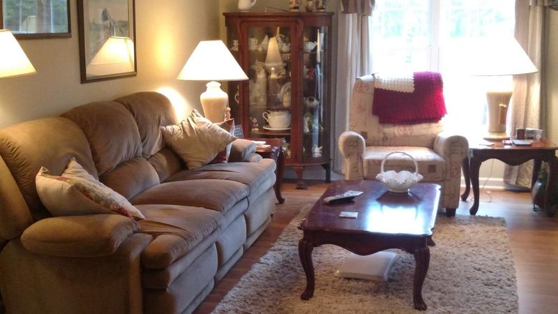 630 Emily Ln, Cordesville, SC 29434