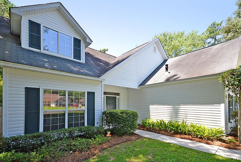 8171 Sherbrooke Ln, North Charleston, SC 29418