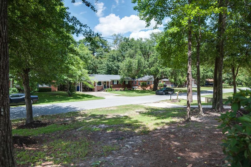 1143 Sherwood St, North Charleston, SC 29405