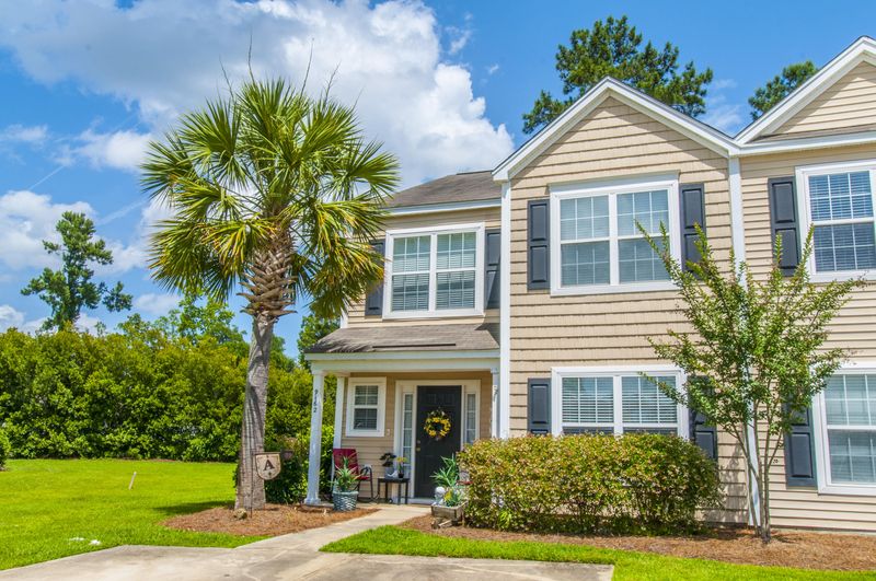 9162 Maple Grove Dr, Summerville, SC 29485