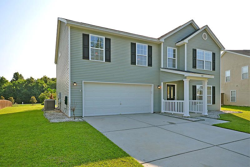 104 Latham Ln, Goose Creek, SC 29445