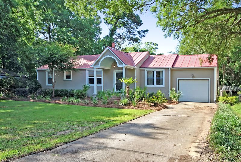 2103 St James Dr, Charleston, SC 29412