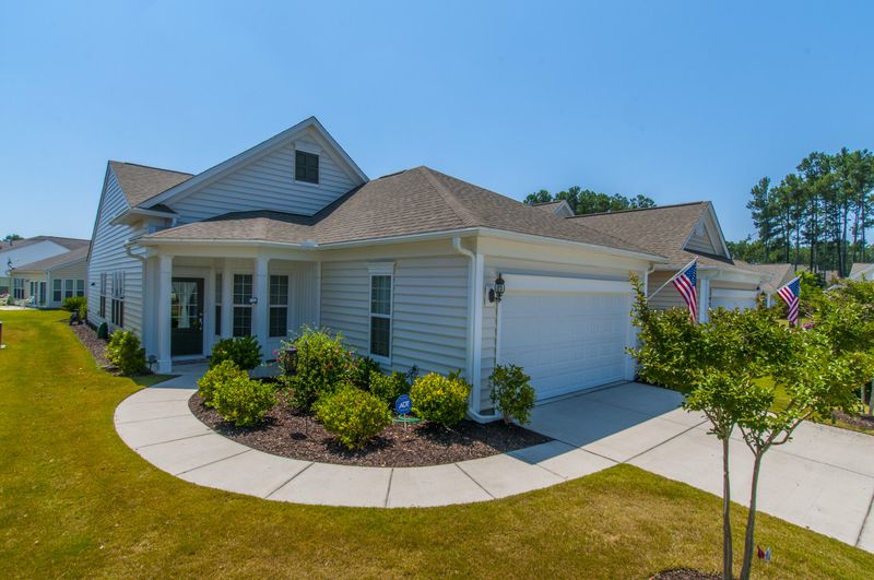102 Billowing Sails St, Summerville, SC 29483