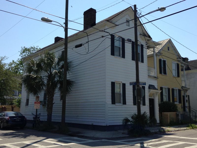 16 Percy St, Charleston, SC 29403