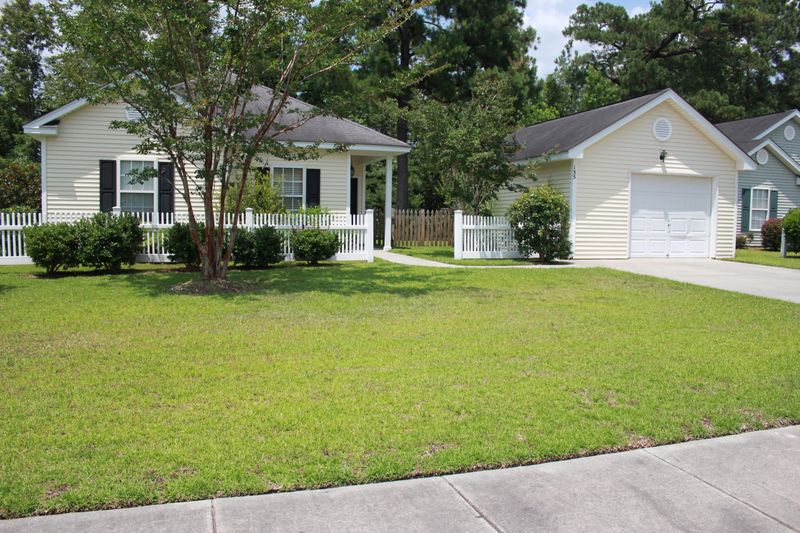 135 Moon Dance Ln, Summerville, SC 29483