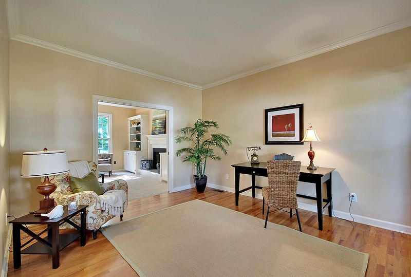 272 Beech Hill Ln, Mount Pleasant, SC 29464