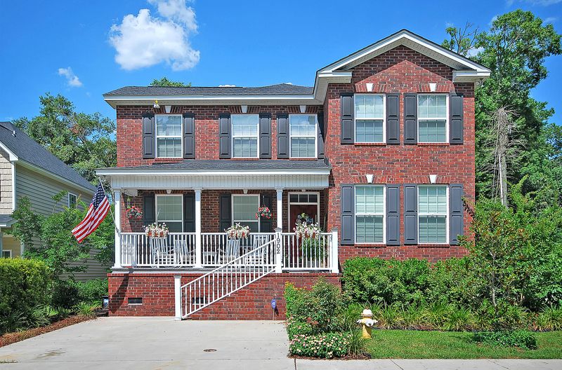 1902 Chestnut Oak Ln, Charleston, SC 29414