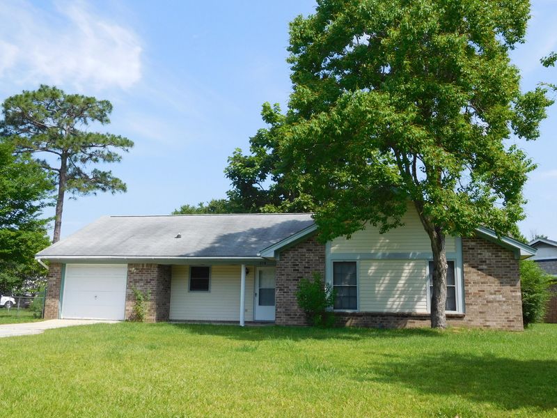 410 Longleaf Rd, Summerville, SC 29483