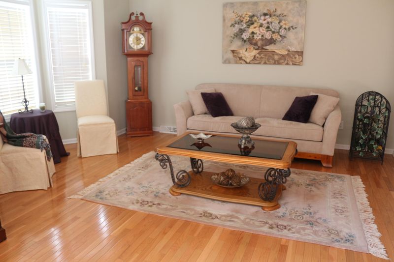 653 Hamlet Cir, Goose Creek, SC 29445
