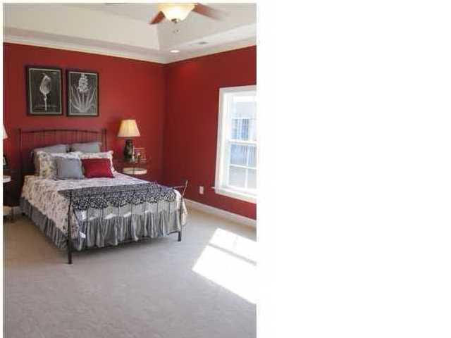 8133 Ronda Dr, North Charleston, SC 29406