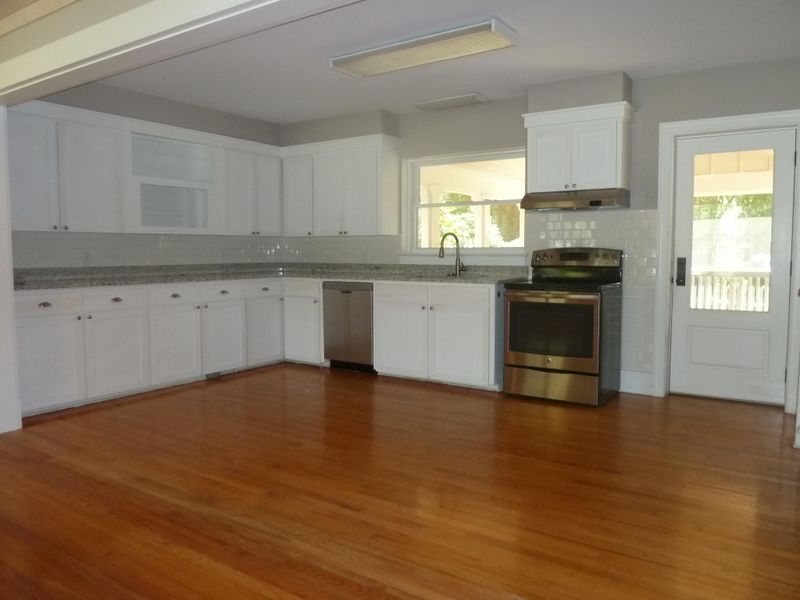 1031 Cliffwood Dr, Mount Pleasant, SC 29464