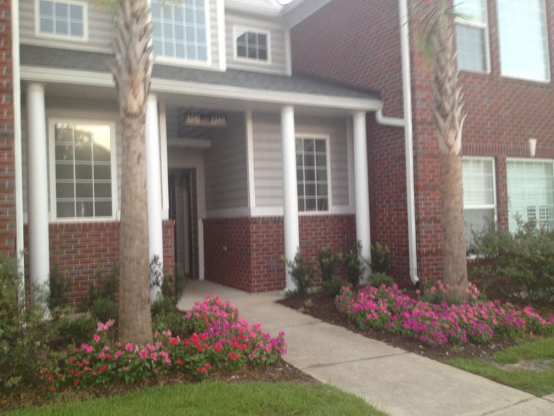 1345 Kingsford Ln, Mount Pleasant, SC 29466