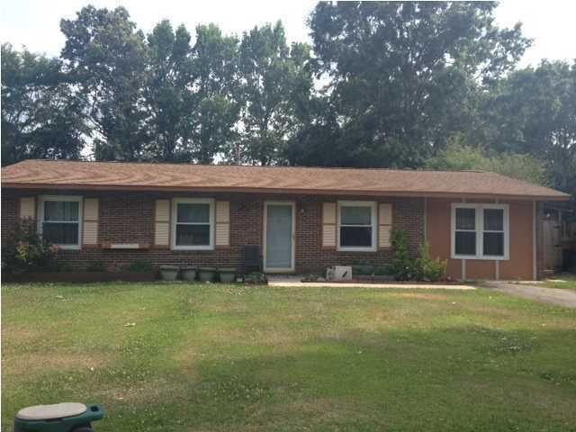25 Plainfield Dr, Goose Creek, SC 29445