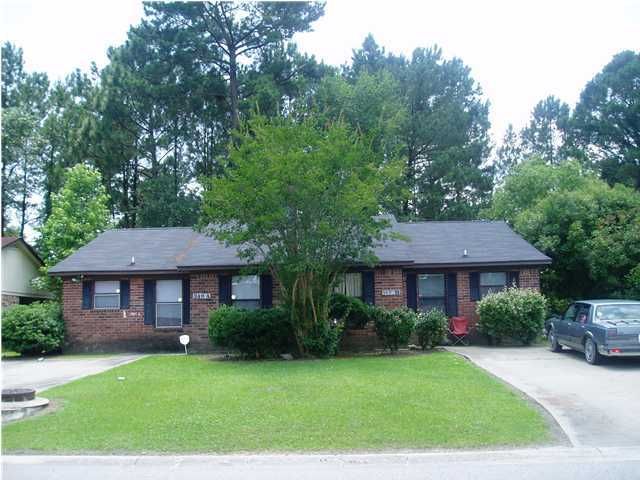 349 Dorchester Manor Blvd #A & B, North Charleston, SC 29420