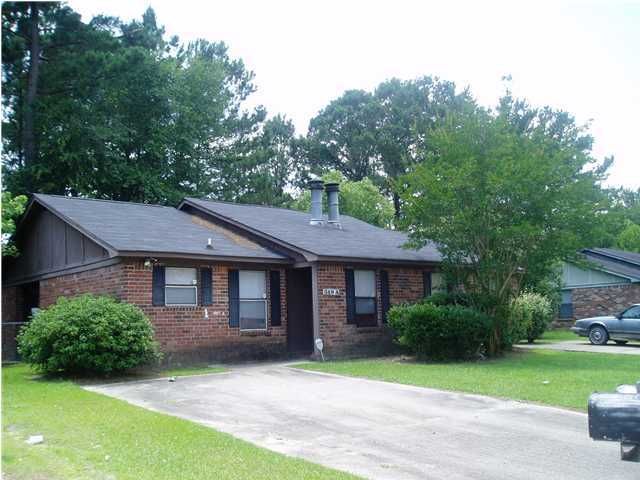 349 Dorchester Manor Blvd #A & B, North Charleston, SC 29420