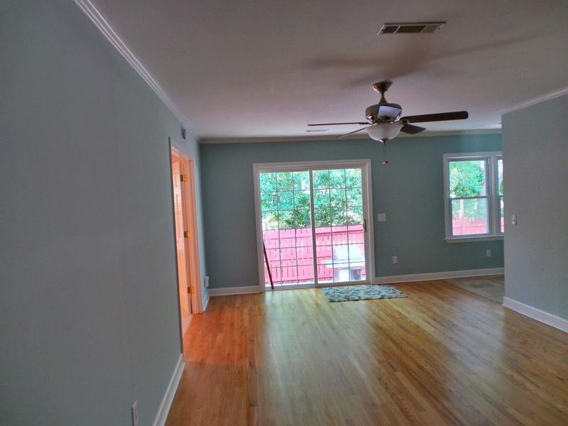 1895 Bills Ct, Charleston, SC 29407