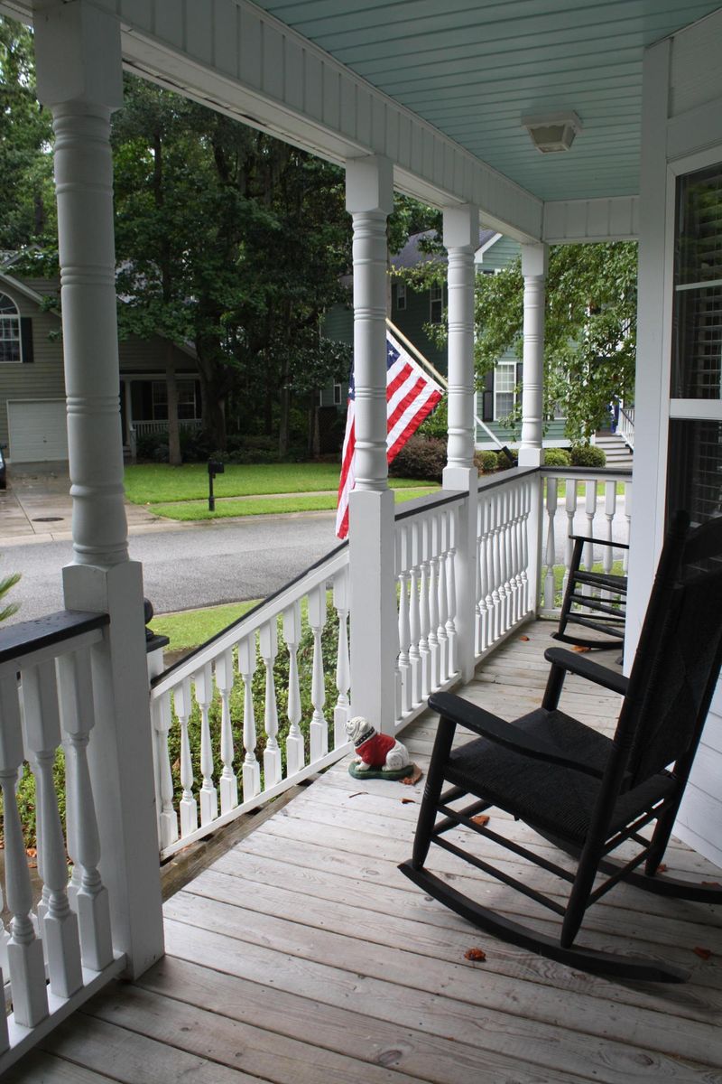 650 Fair Spring Dr, Charleston, SC 29414