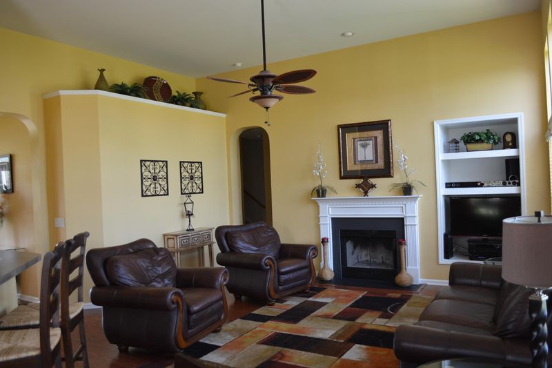 1418 Kinglet Ln, Hanahan, SC 29410