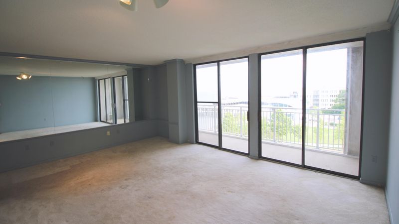330 Concord St #6h, Charleston, SC 29401