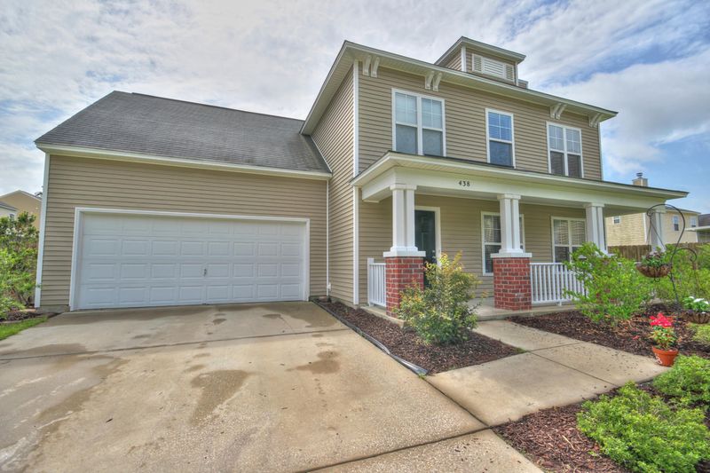 438 Green Park Ln, Goose Creek, SC 29445