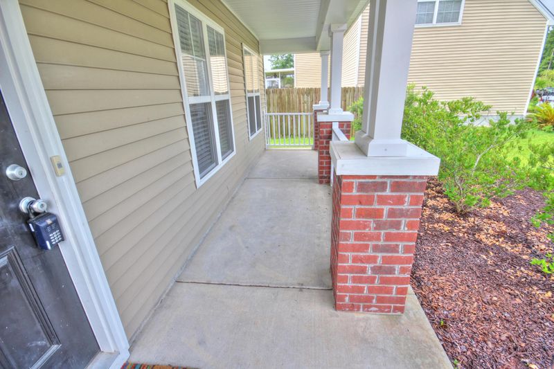 438 Green Park Ln, Goose Creek, SC 29445