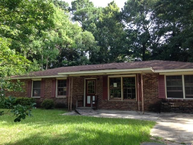 7738 Desmond Ave, North Charleston, SC 29418