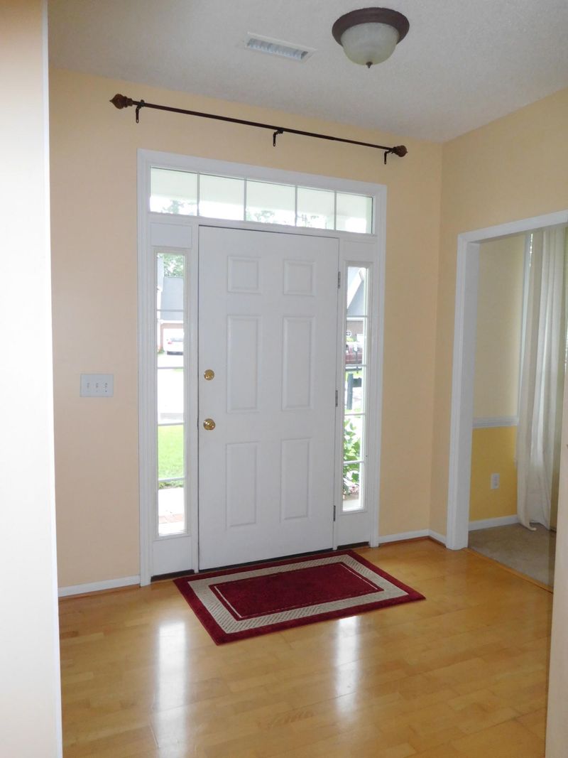 106 Rosedale Ct, Summerville, SC 29485