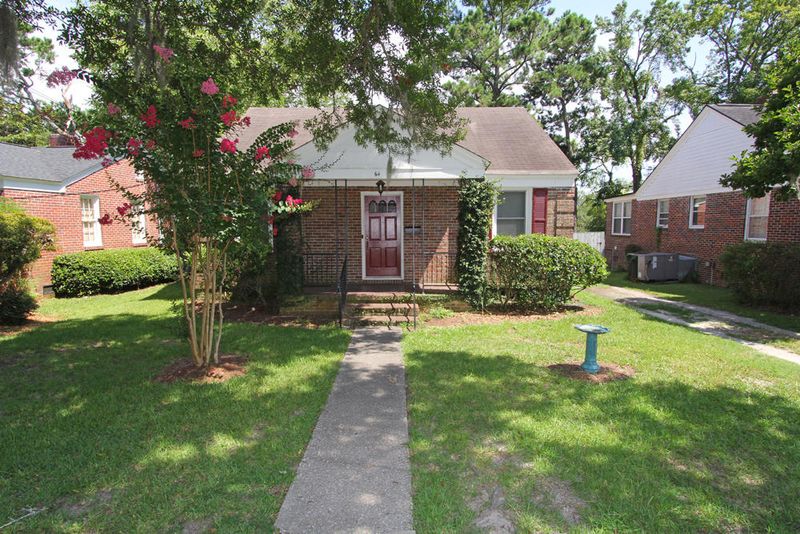 64 Colleton Dr, Charleston, SC 29407