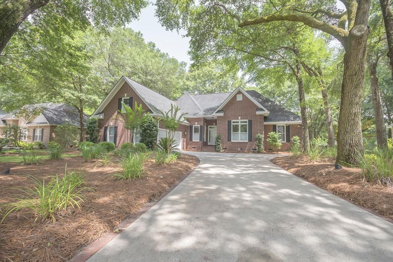 4782 Marshwood Dr, Hollywood, SC 29449