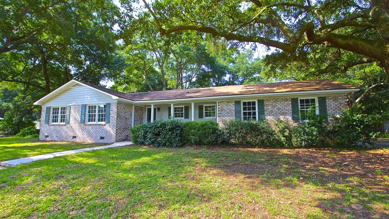 1323 Julian Clark Rd, Charleston, SC 29412