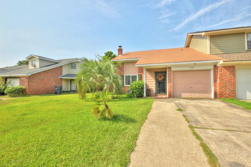 7789 Mcknight St, North Charleston, SC 29418