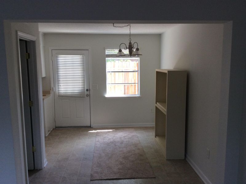 415 Parkdale #9b, Charleston, SC 29414