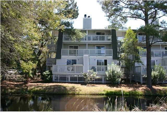 246 Driftwood Ln, Edisto Beach, SC 29438