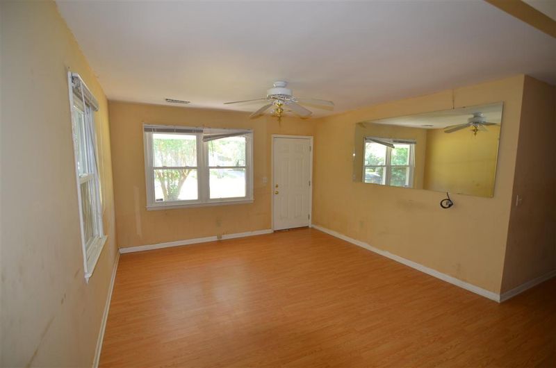 2634 Lilac Ave, North Charleston, SC 29405
