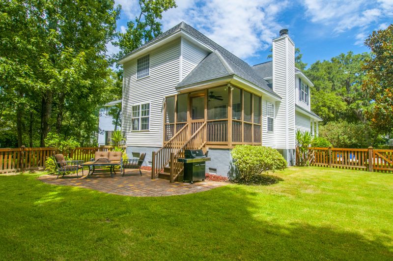 689 Edentree Pl, Charleston, SC 29412