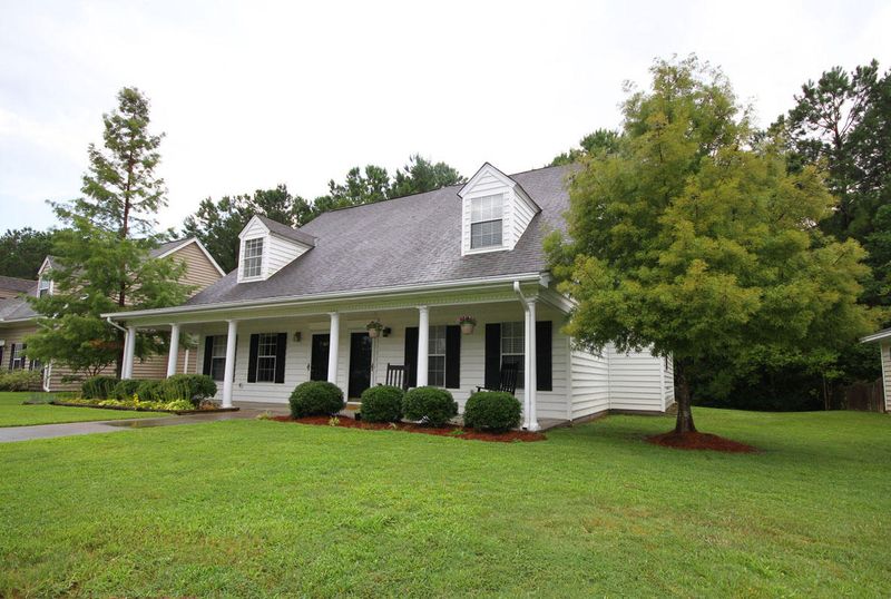 2164 Kings Gate Ln, Mount Pleasant, SC 29466