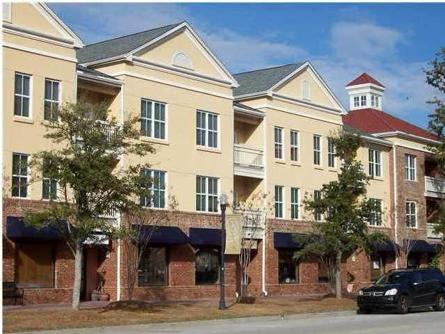 280 Seven Farms Dr #201, Daniel Island, SC 29492