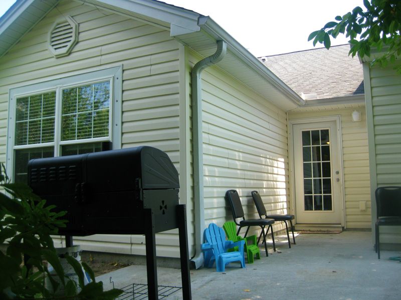 7897 Montview Rd, North Charleston, SC 29418