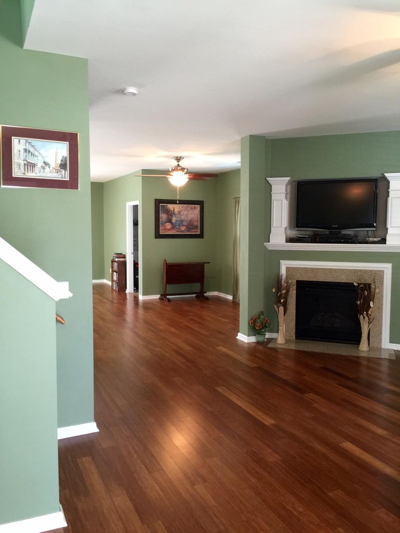 7494 Northgate Dr, Hanahan, SC 29410