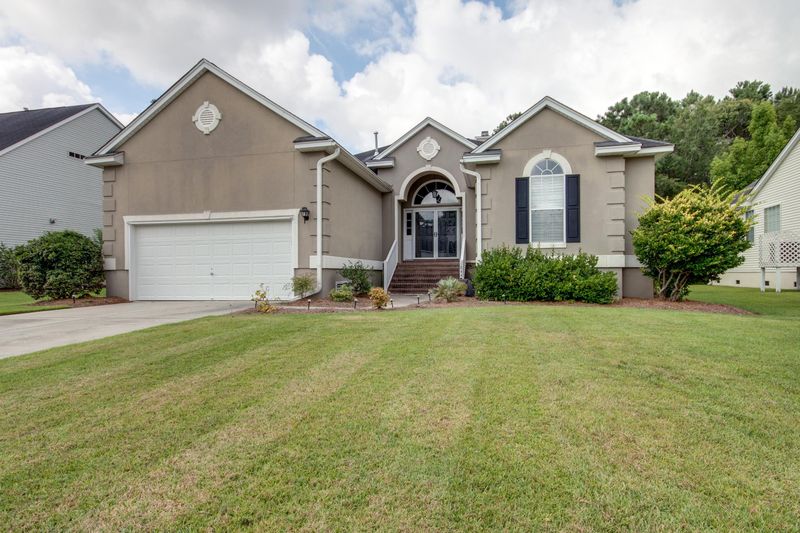 1844 Great Hope Dr, Mount Pleasant, SC 29466
