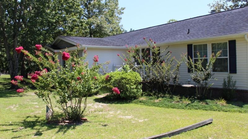 129 Caroline Dr, Cross, SC 29436