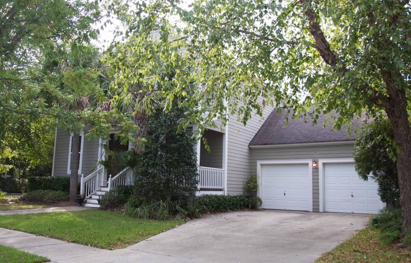 140 Brady St, Charleston, SC 29492