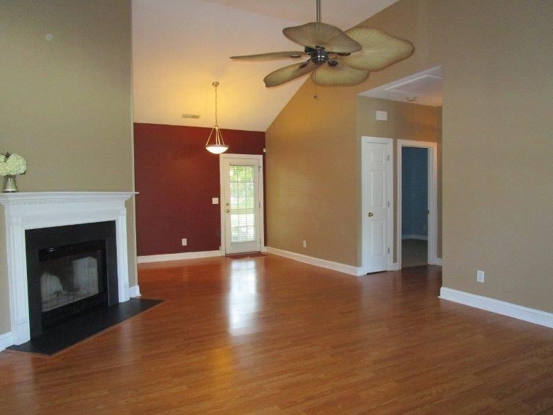 5209 Ashcroft Ave, North Charleston, SC 29405