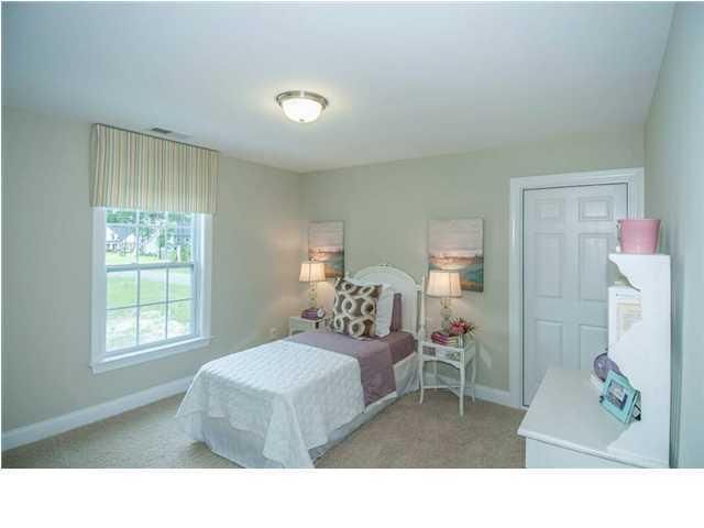 101 Waccamaw Cir, Moncks Corner, SC 29461
