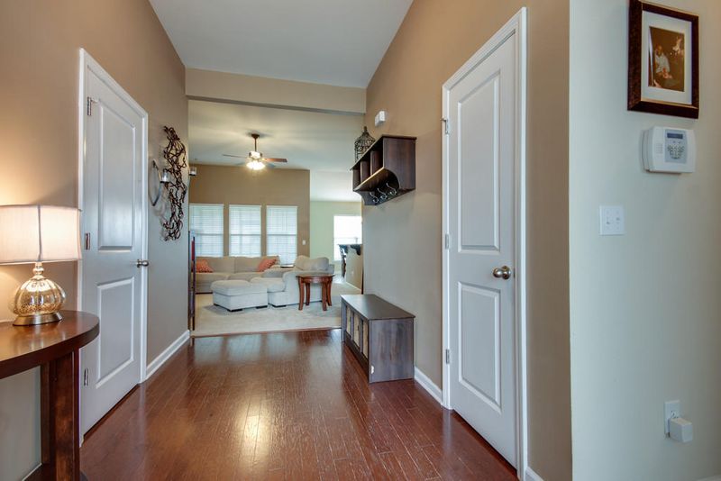 7694 Haywood St, North Charleston, SC 29418
