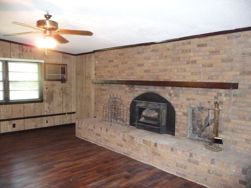 12 Newark Ave, Goose Creek, SC 29445