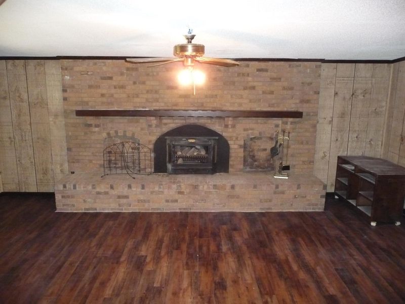 12 Newark Ave, Goose Creek, SC 29445