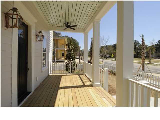1589 Bowsprit Ct, Mount Pleasant, SC 29466